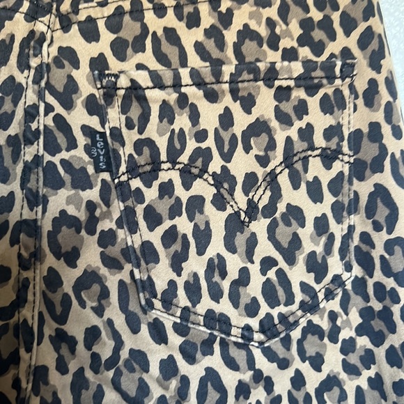 SOLD Levi’s 720 High Rise Skinny Leopard Animal Print Jean 25 - Picture 7 of 9